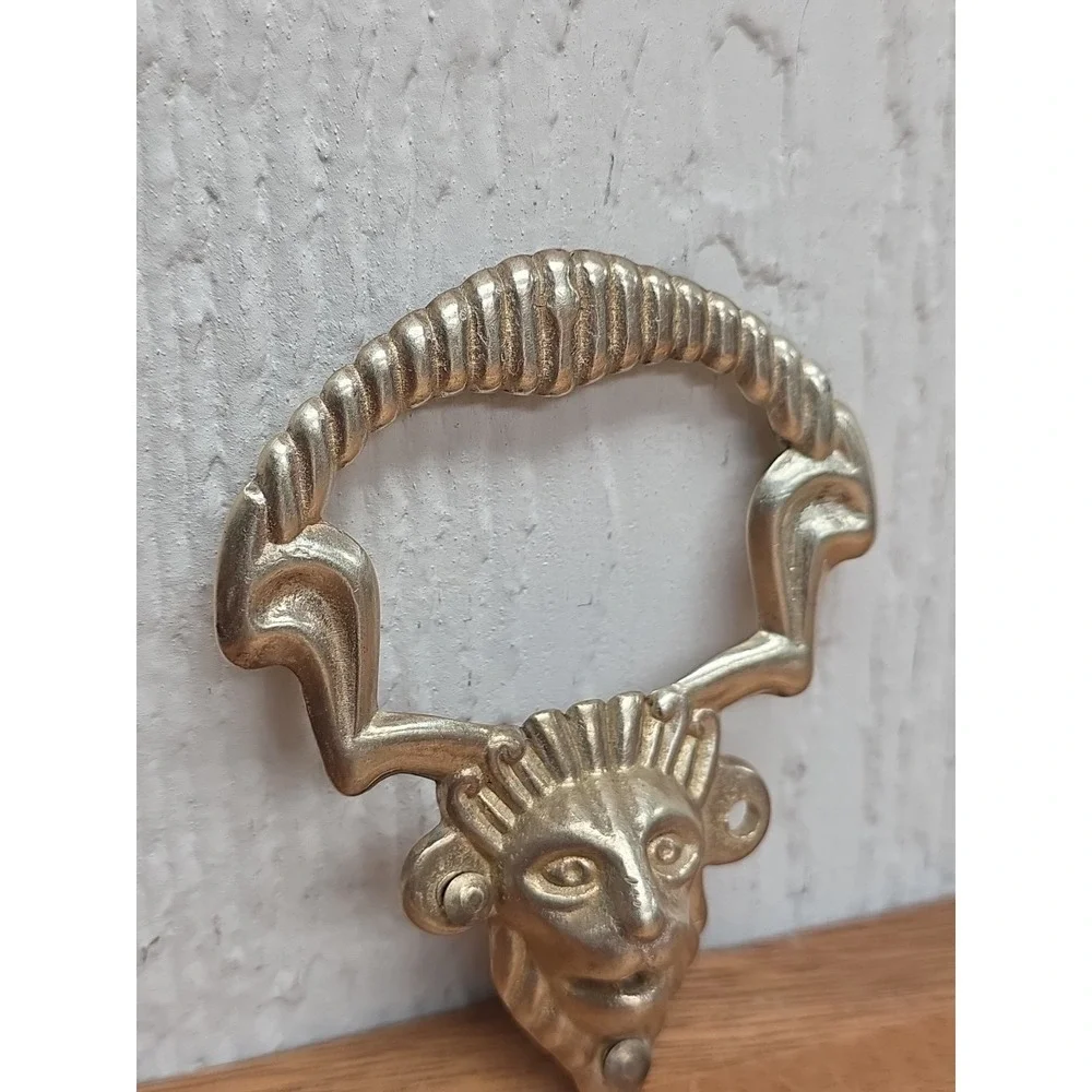 Antique Lion Face Bail Pull Drawer Hardware Cabinet Cupboard Door Handles Ornate